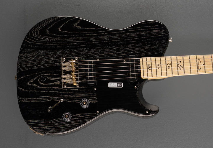 NF53 - Black Doghair