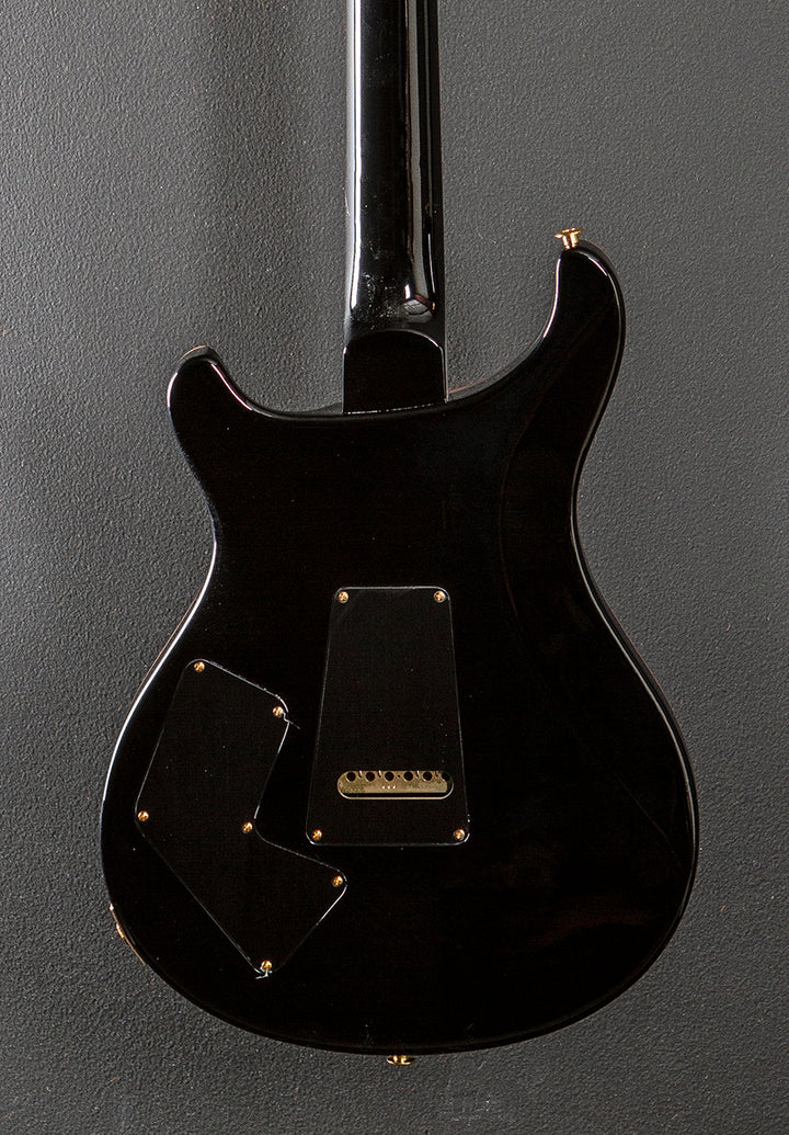 Modern Eagle V 10 Top - Gray Black