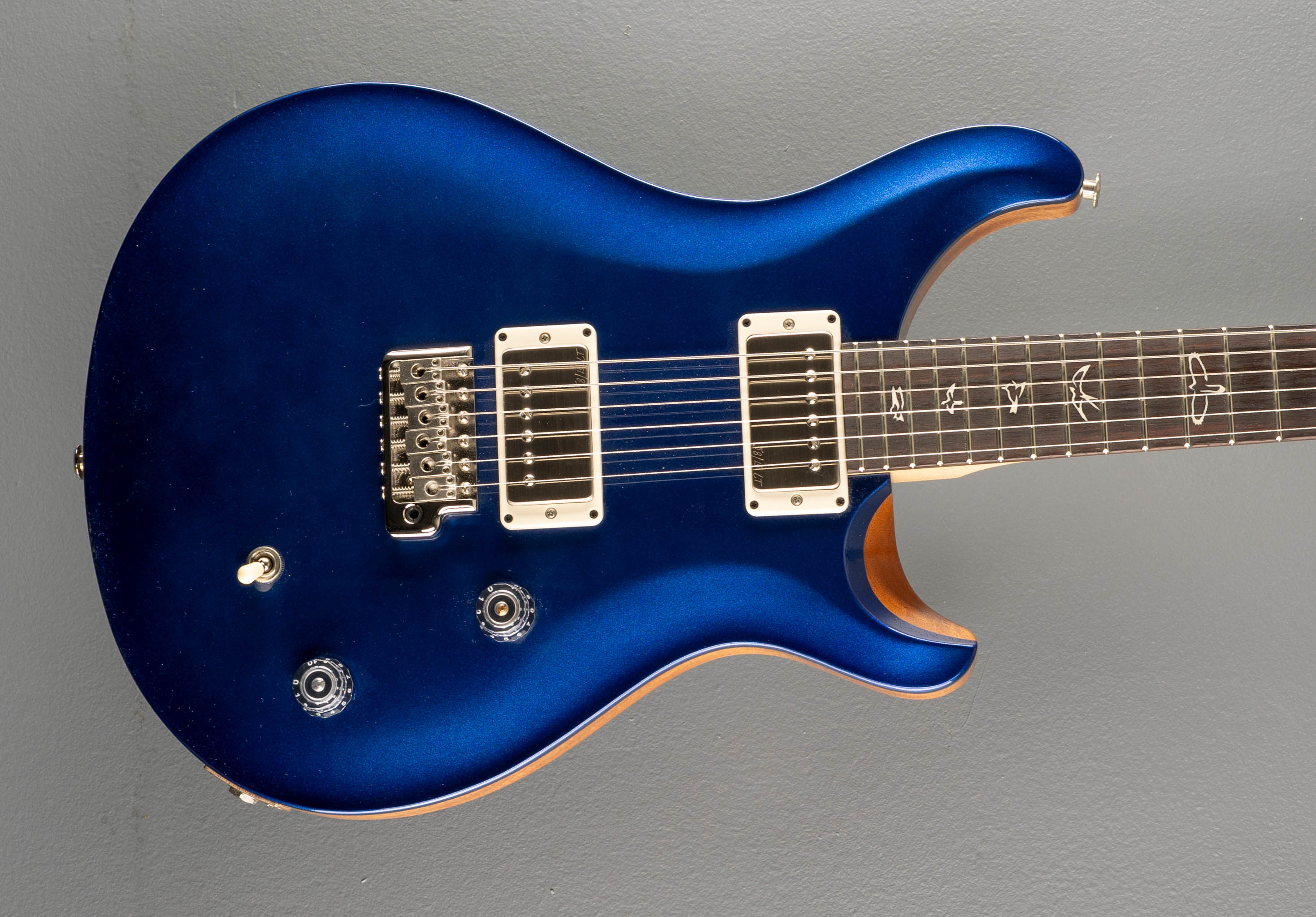 CE-22 Limited Edition - Midnight Metallic – Dave's Guitar Shop