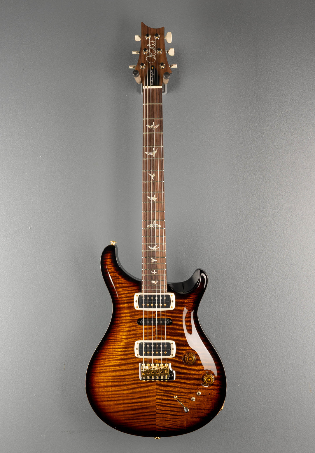 Modern Eagle V 10 Top - Black Gold Wraparound Burst