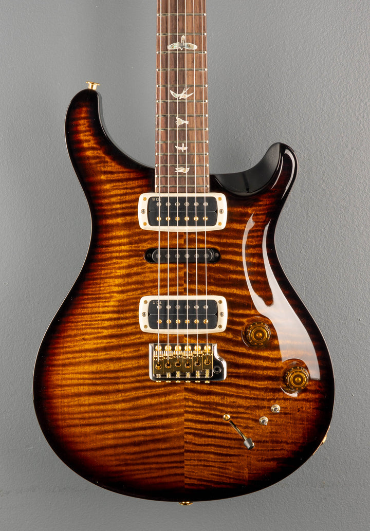 Modern Eagle V 10 Top - Black Gold Wraparound Burst