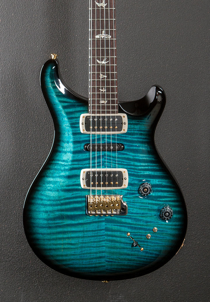Modern Eagle V 10 Top - Carroll Blue Wraparound Smokeburst
