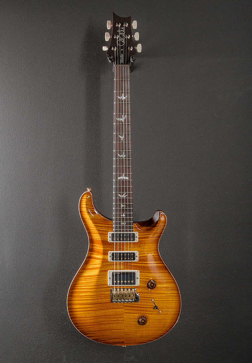 Studio Wood Library Limited – McCarty Sunburst w/Brazilian