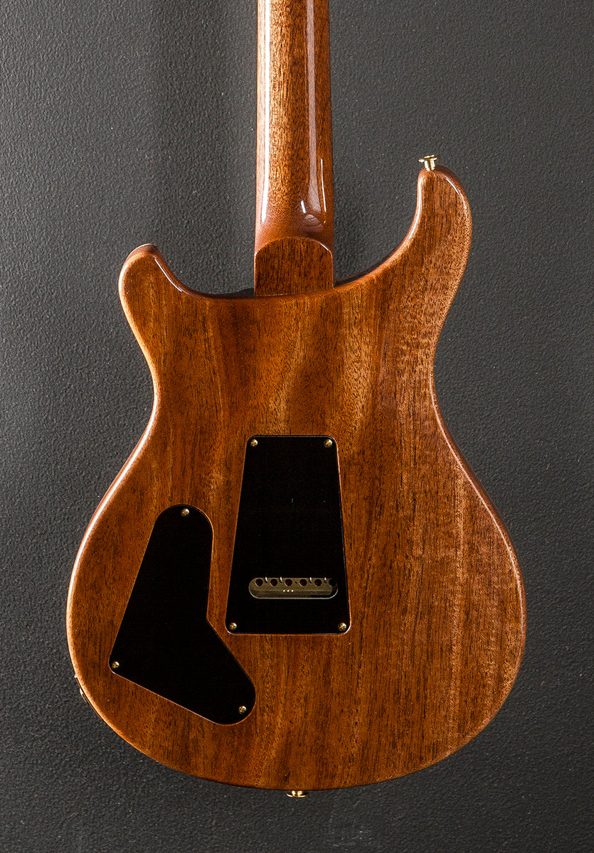 Studio Wood Library Limited – Eriza Verde w/Brazilian