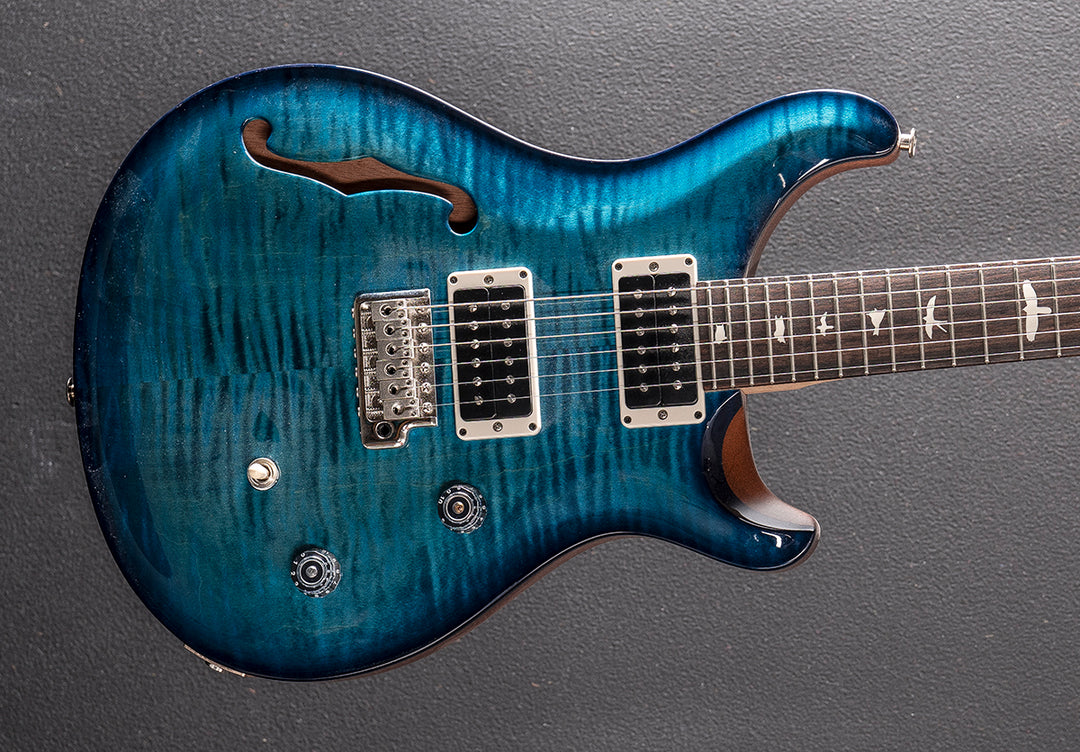 CE-24 Semi-Hollow &