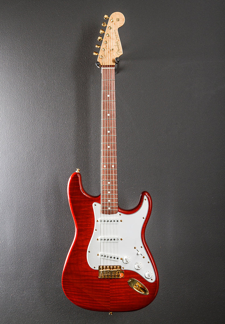 Used signed by and previously owned by Bill Carson Limited Edition Custom '62 Strat '92