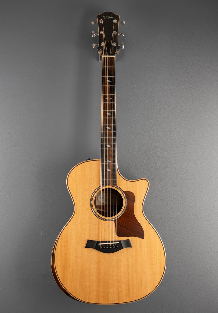 USED 814CE DLX, &