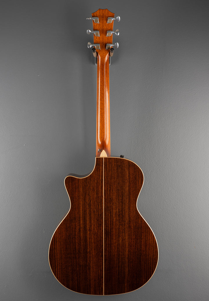 USED 814CE DLX, &