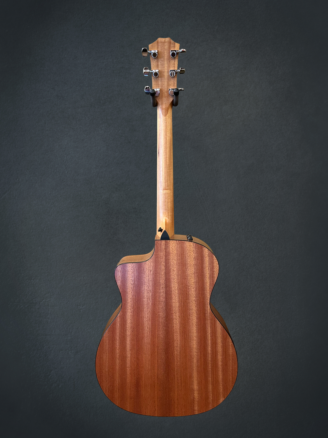 Used 114CE Sapele &