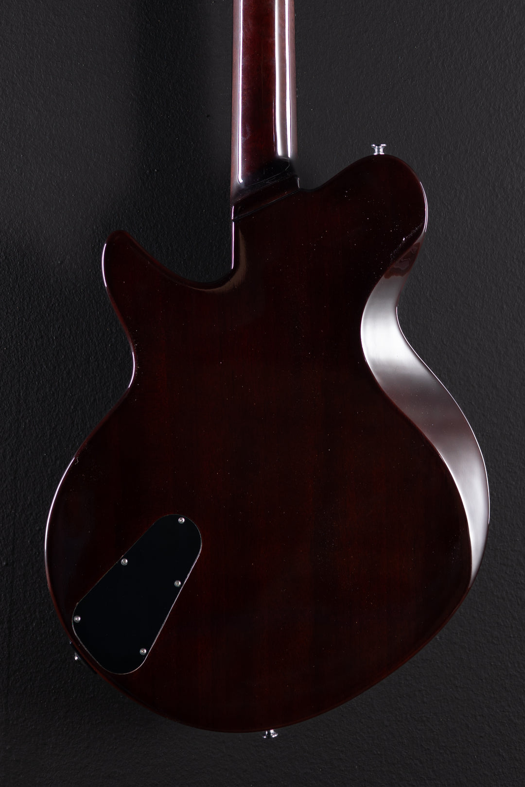 Henry James Signature Juliet '24
