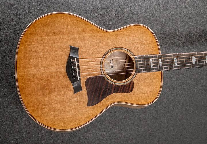 Grand Theater GT-611E Limited Edition '22