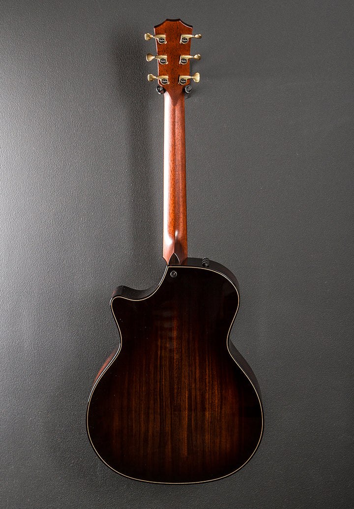 Builder's Edition 814CE