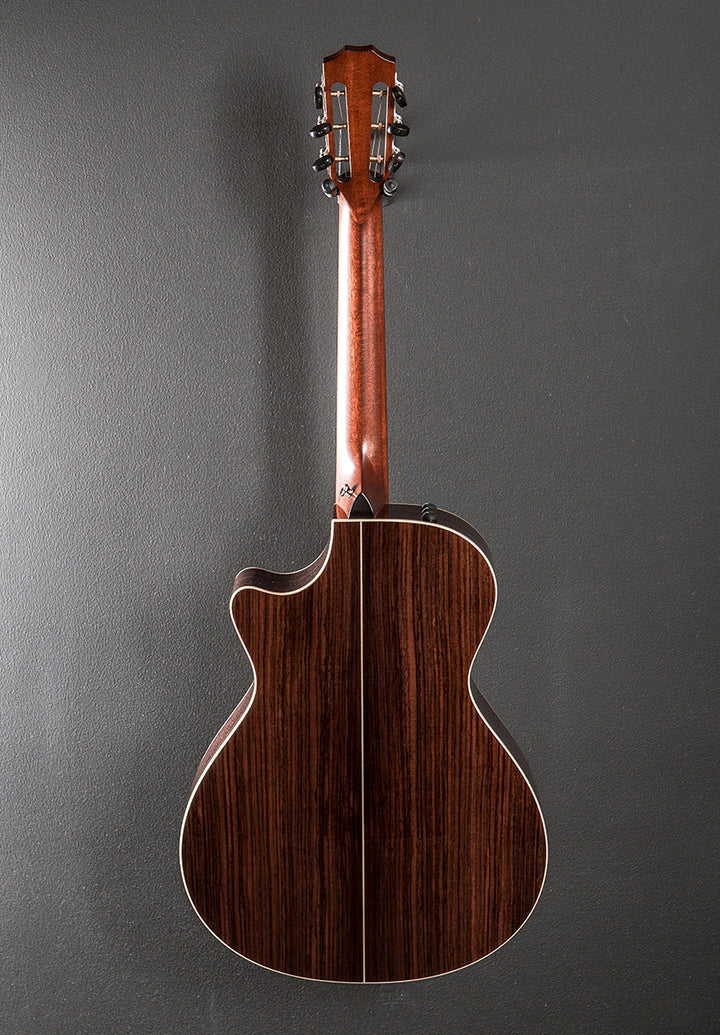 812CE 12-Fret '25