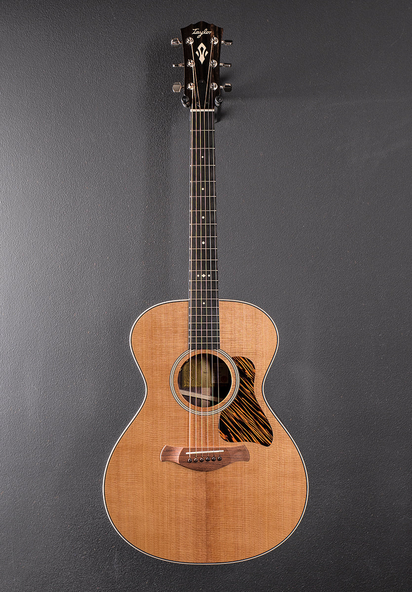 Used Gold Label 712E &