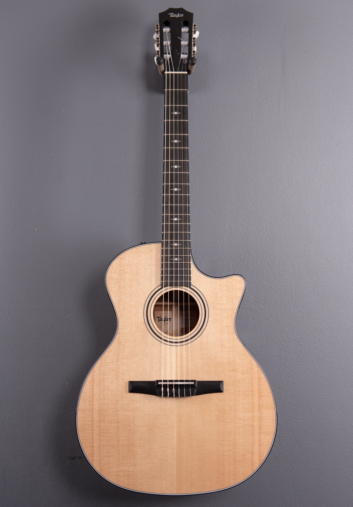 Taylor Guitars 314ce-N 【kei】 Taylor 314ce-N Nylon Acoustic-electric Guitar - Natural