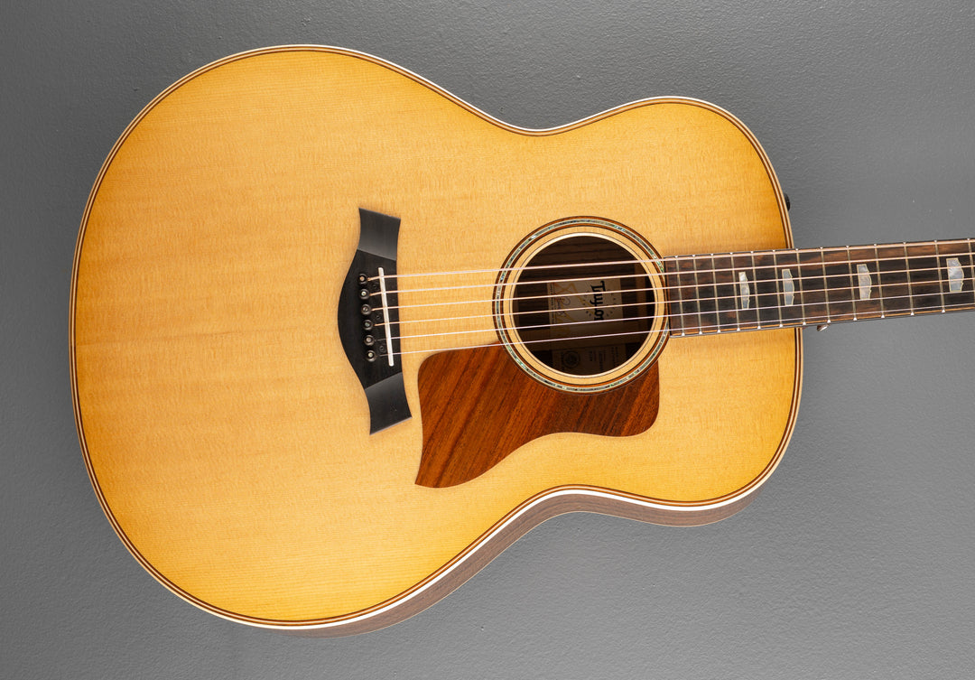 USED 818E, &