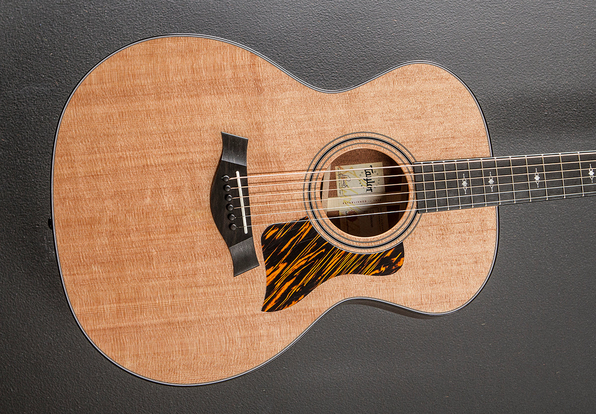 Taylor Guitars – Dave's Guitar Shop