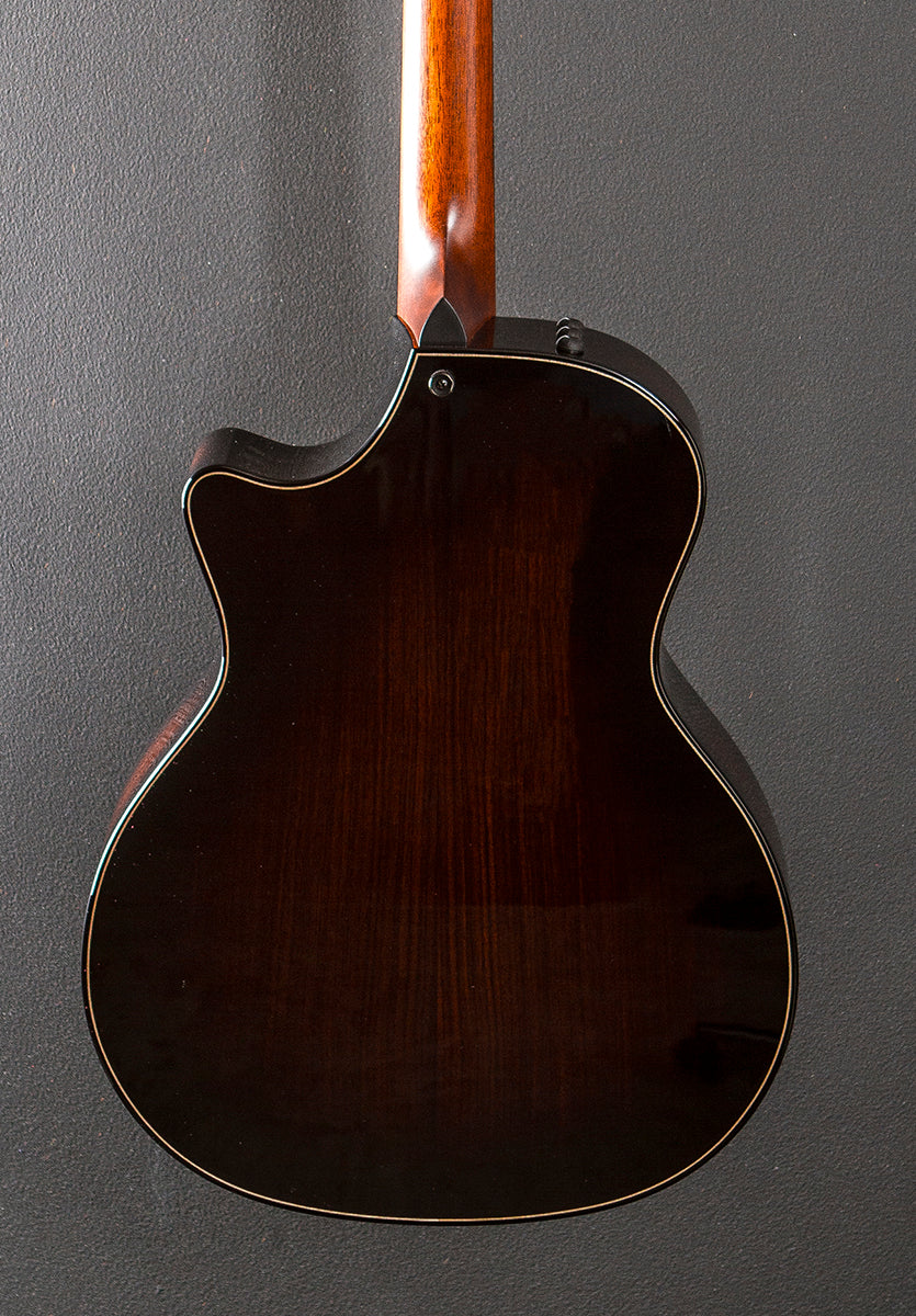 Builder's Edition 814CE