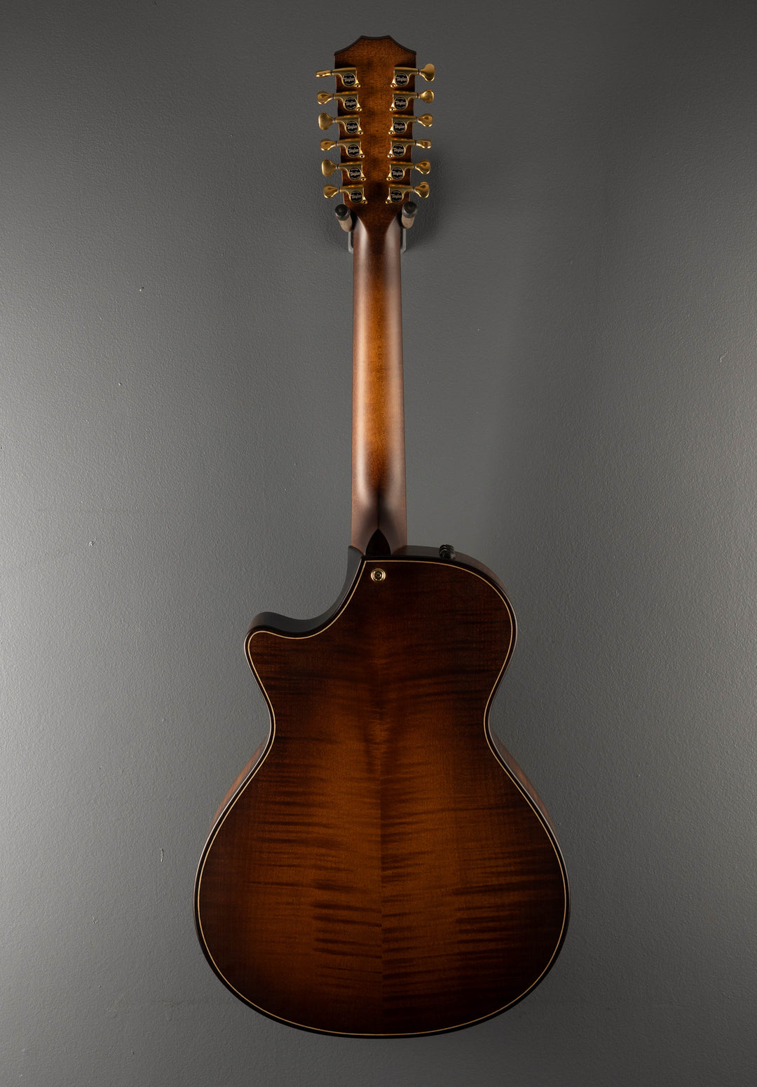 Builder’s Edition 652CE 12 String