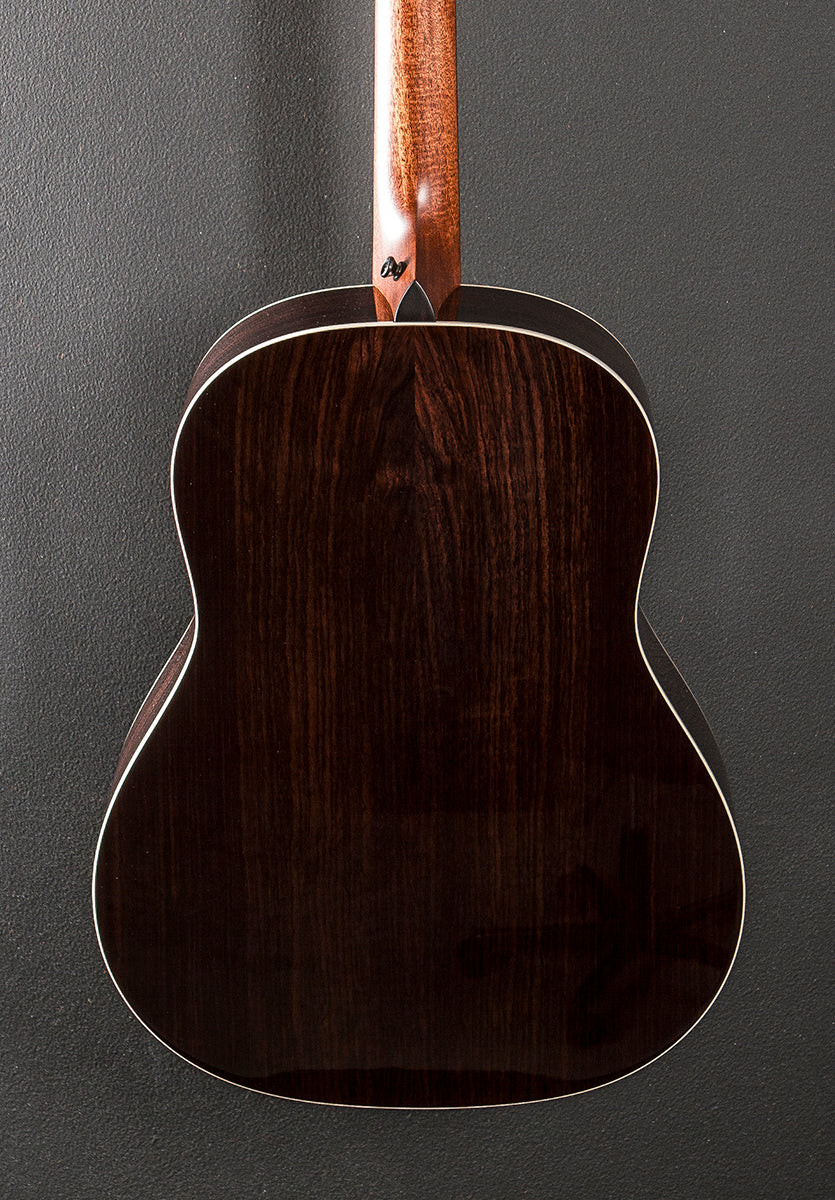 Gold Label 717E Blacktop '25