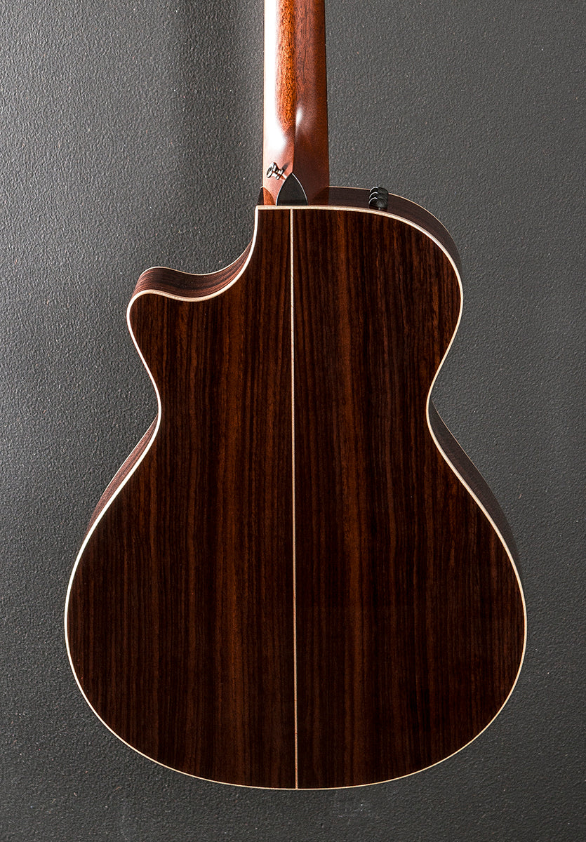 812CE 12-Fret '24