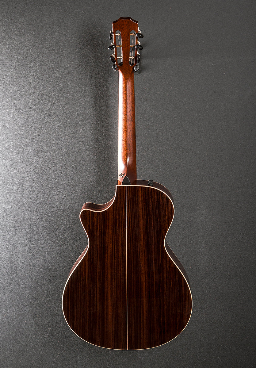 812CE 12-Fret '24