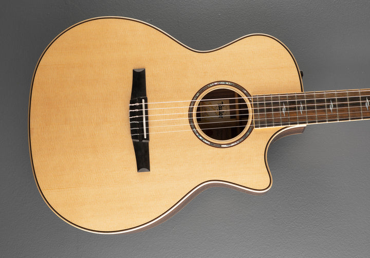 USED 814CE-N &