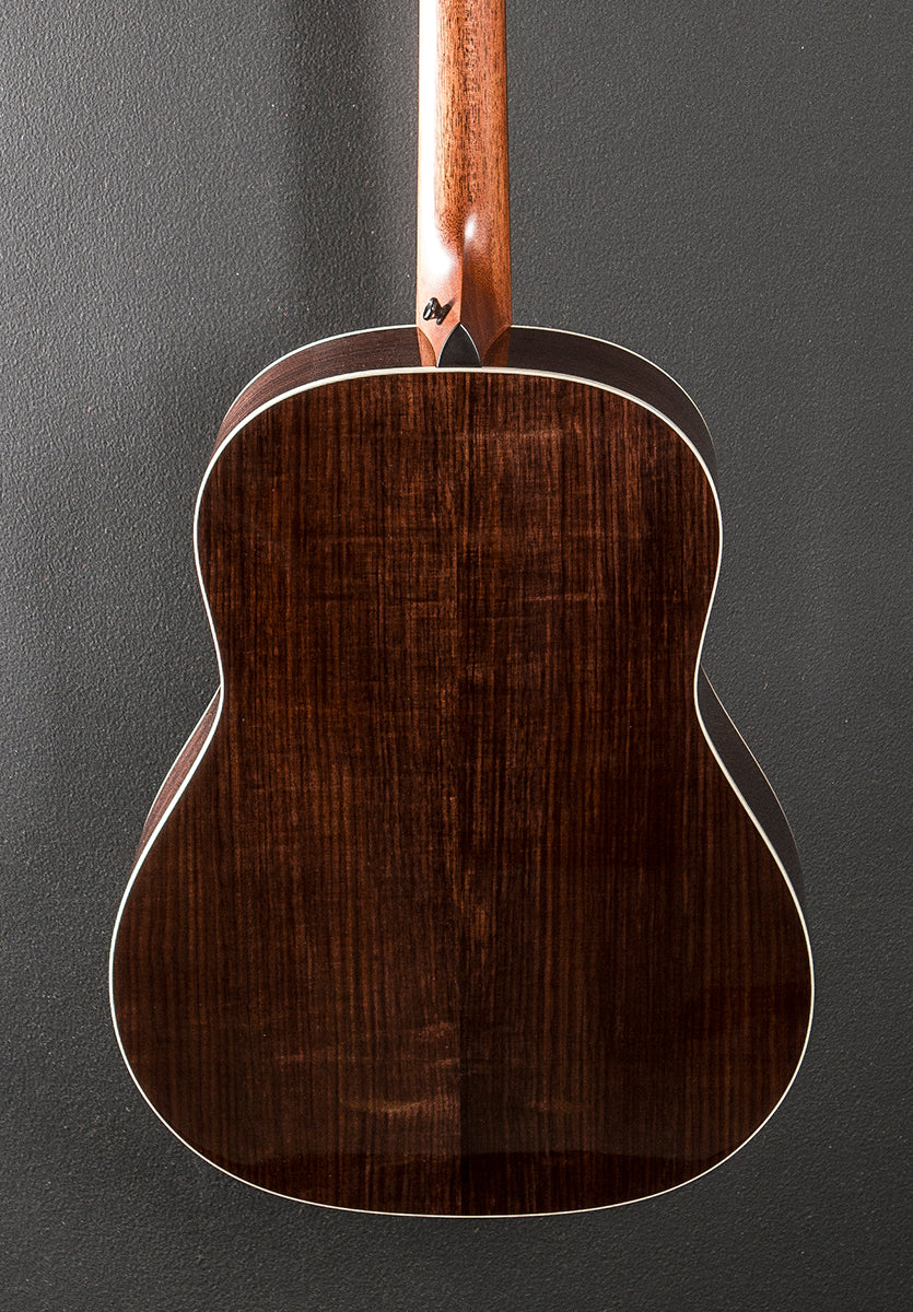 Gold Label 717E Blacktop '25