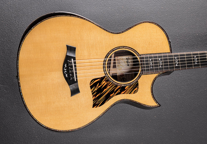 Used Custom 912CE 12-Fret &