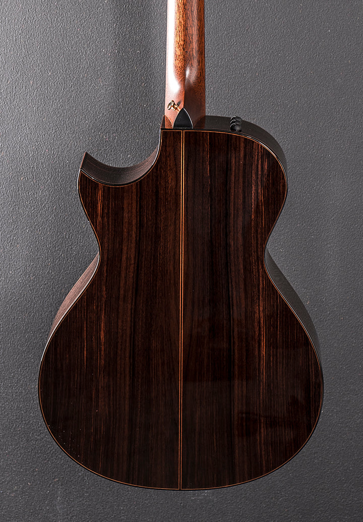 Used Custom 912CE 12-Fret &