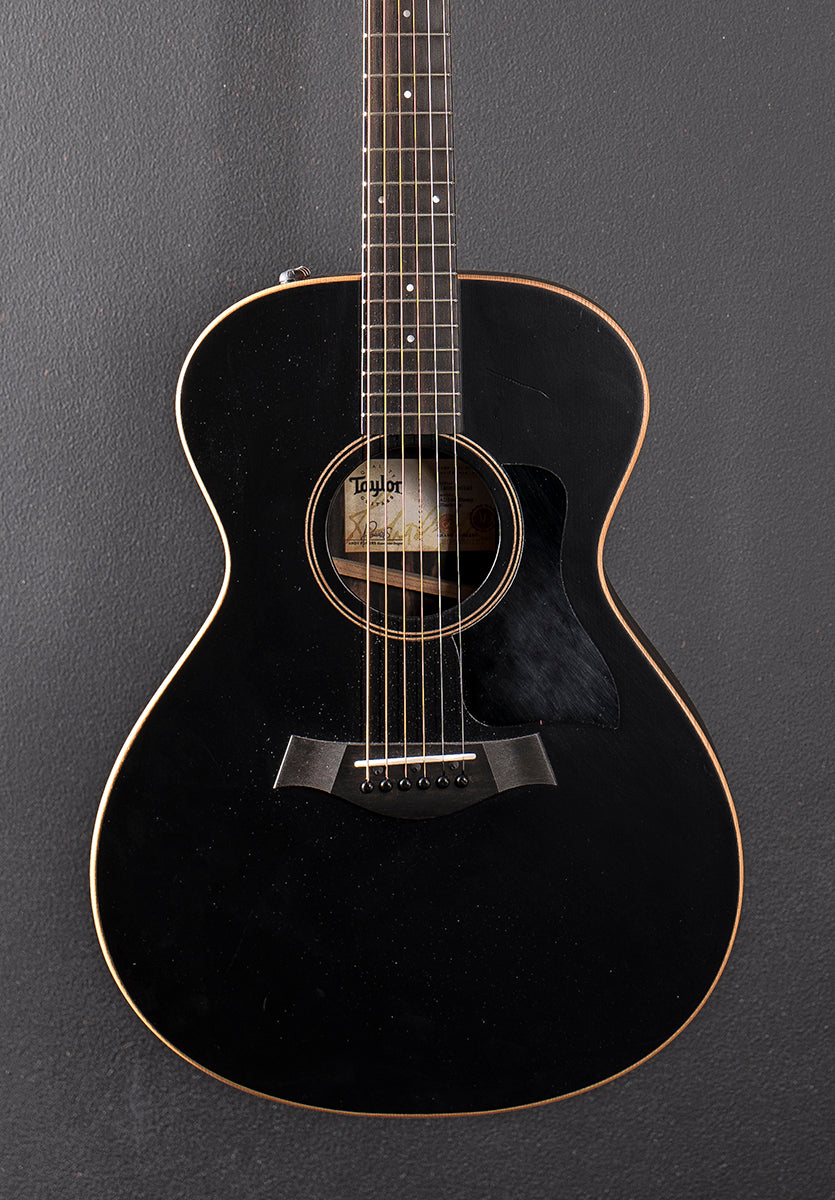 Used American Dream AD12E Blacktop w/Ebony &