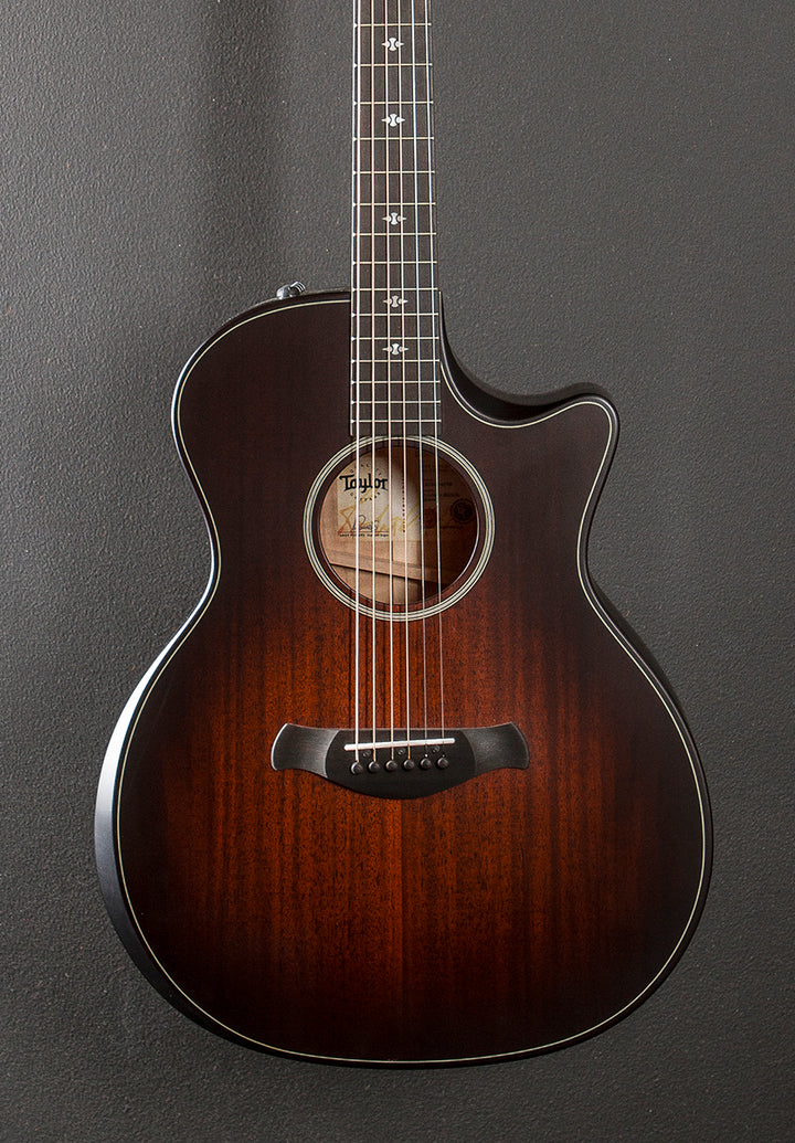 Builder's Edition 324CE '24