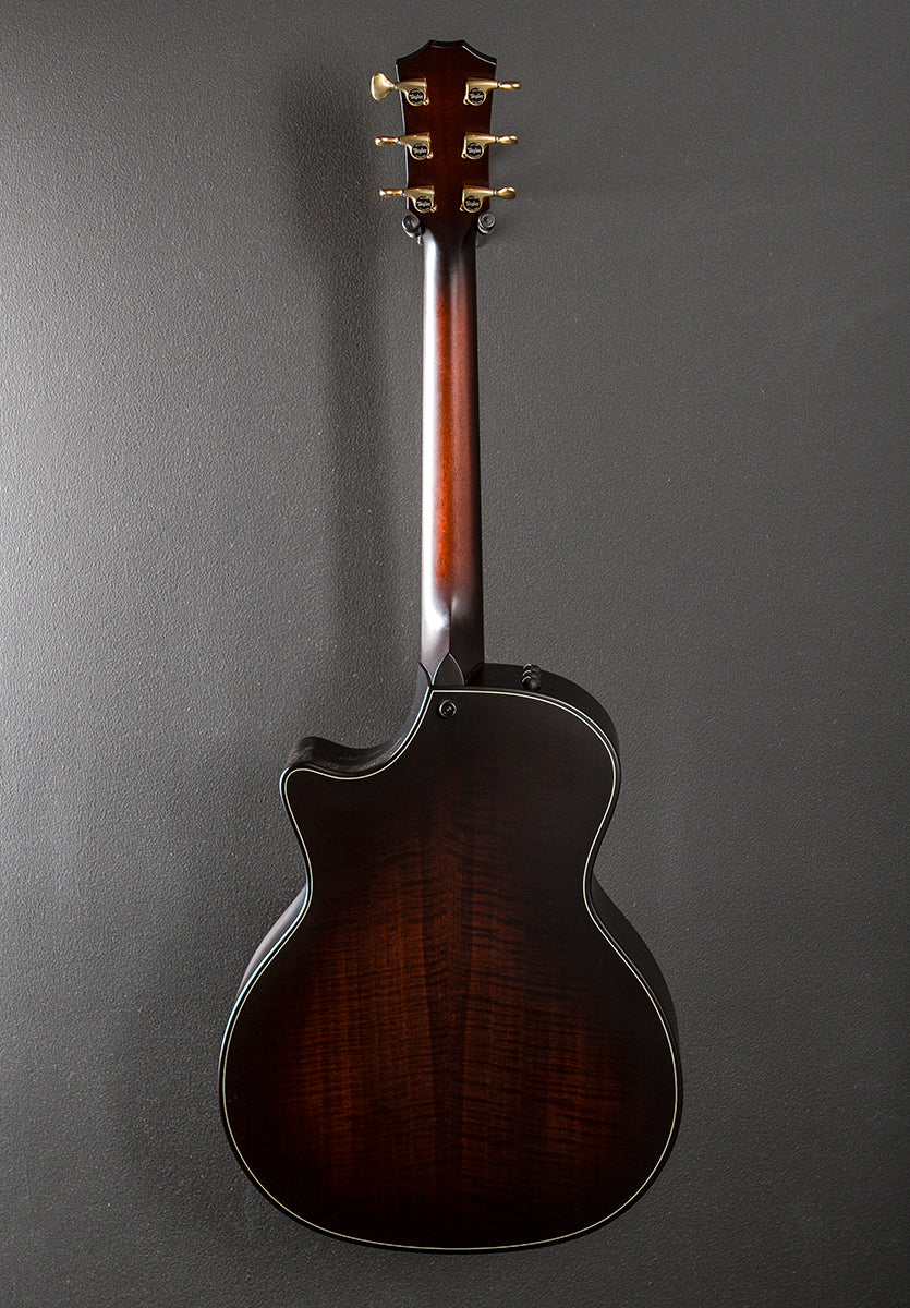 Builder's Edition 324CE '24