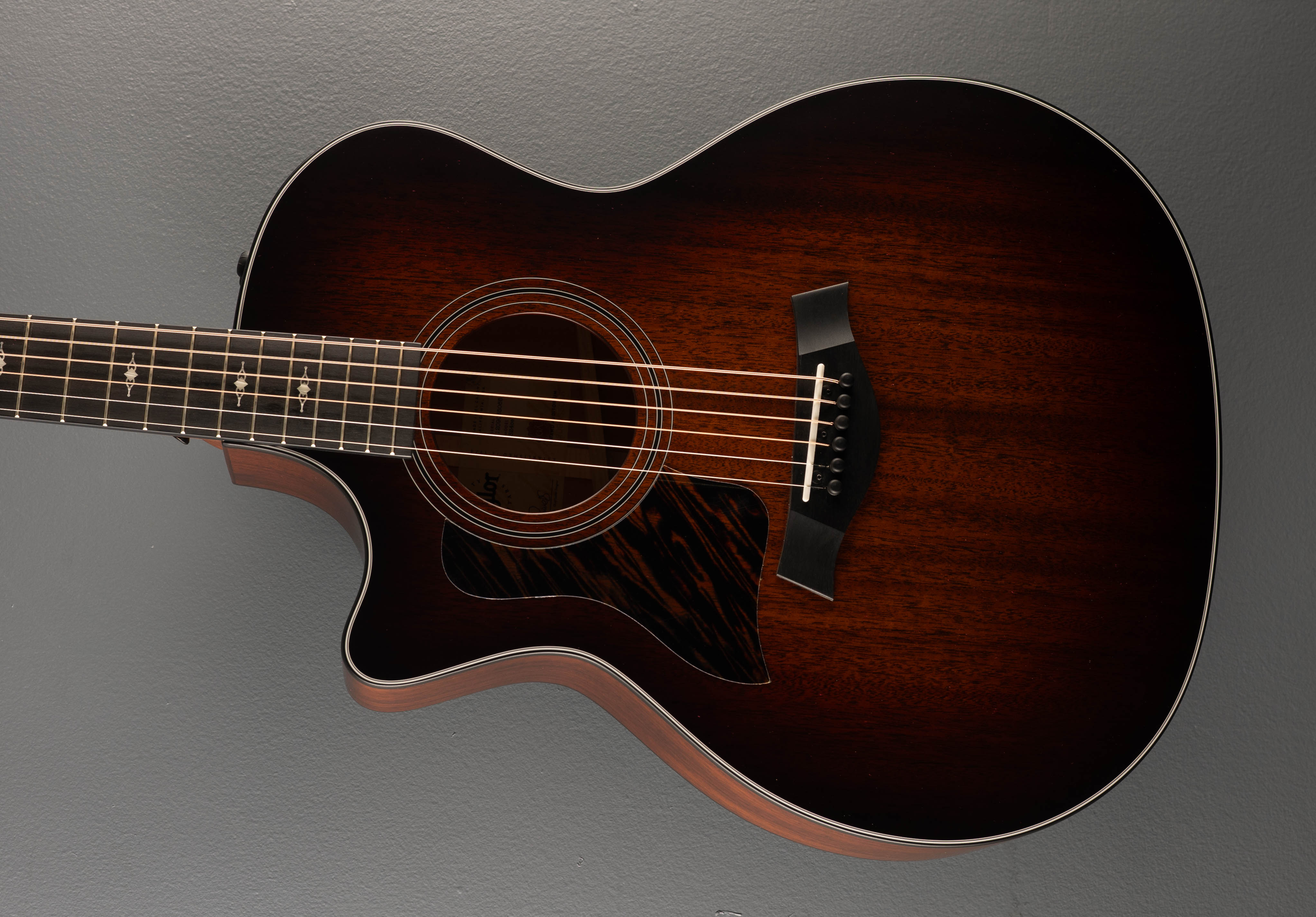 Taylor Lefty guitars – Dave's Guitar Shop