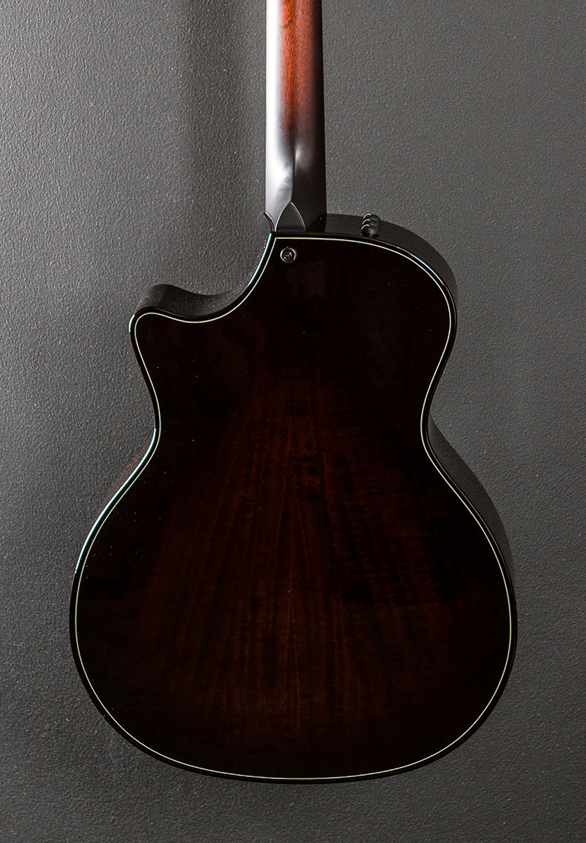 Builder's Edition 524CE '25