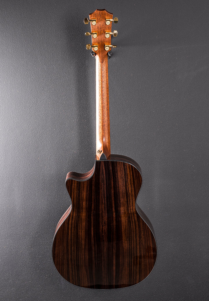 Legacy 714CE