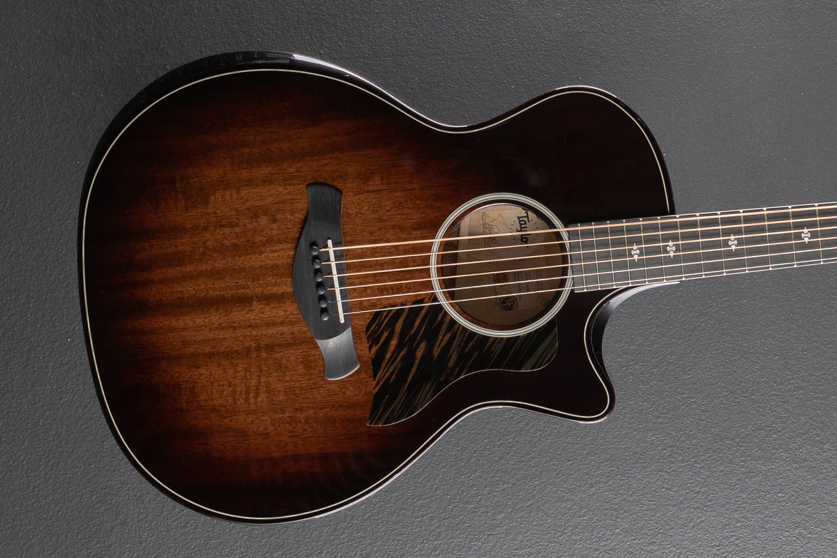 Taylor Guitars – Dave's Guitar Shop