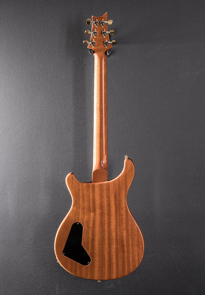 Custom 22 Stoptail Artist &