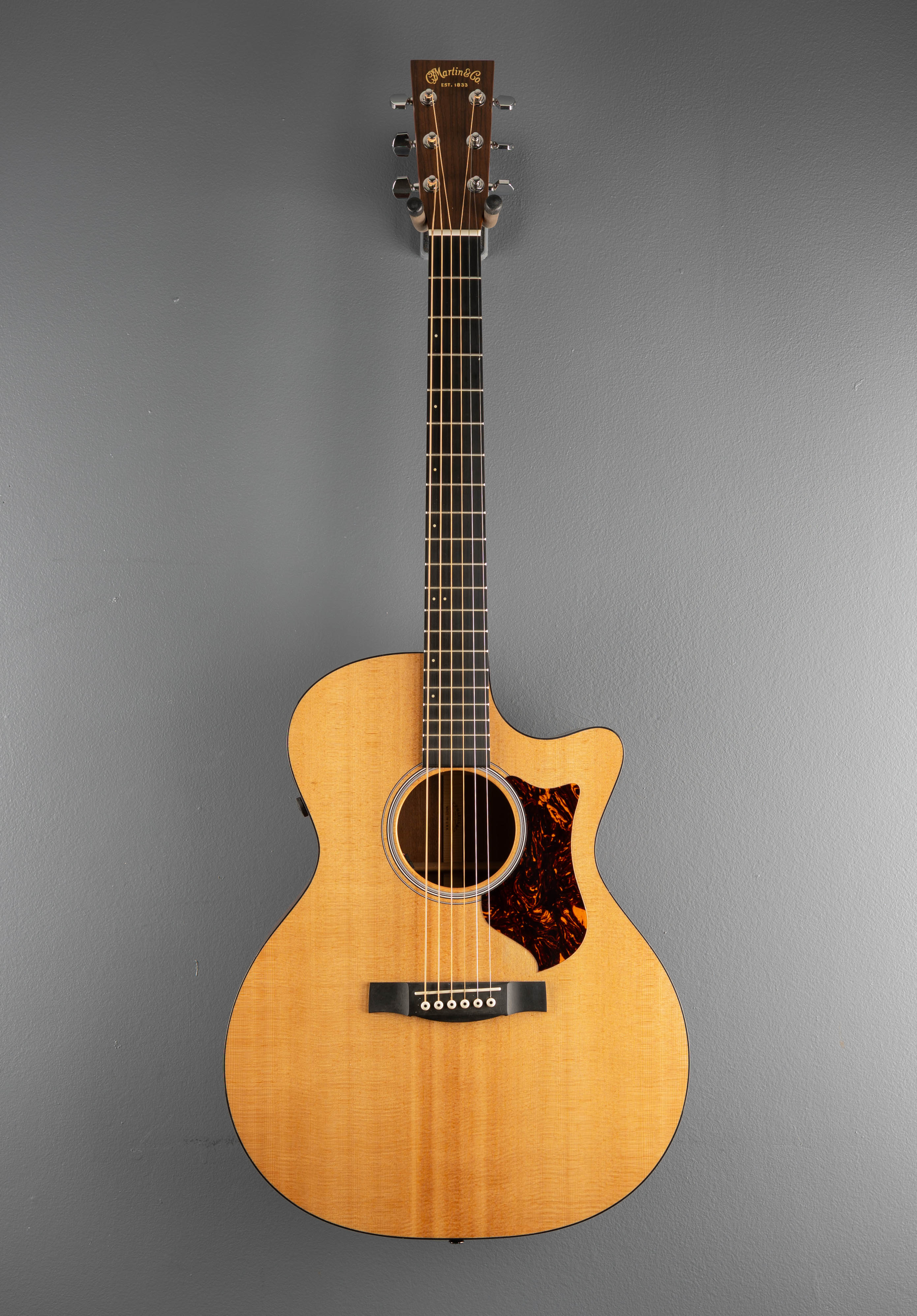 GPCPA4, '12 – Dave's Guitar Shop