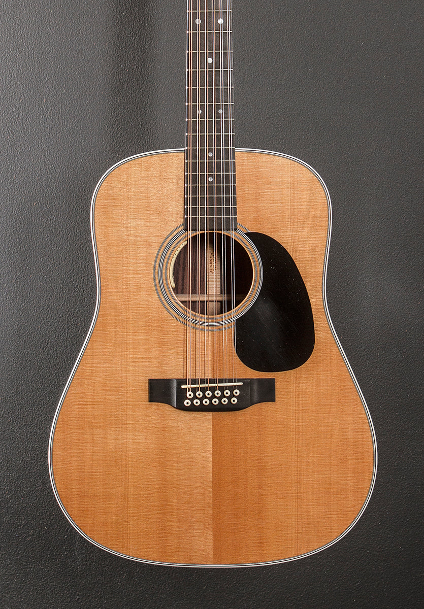 D12-28 12 String '15