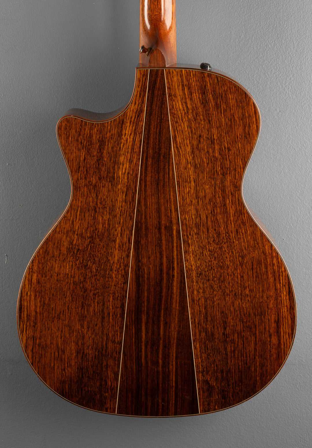 USED 714CE &