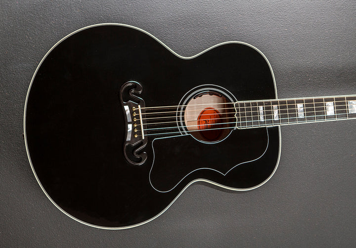 SJ-200 Custom - Ebony