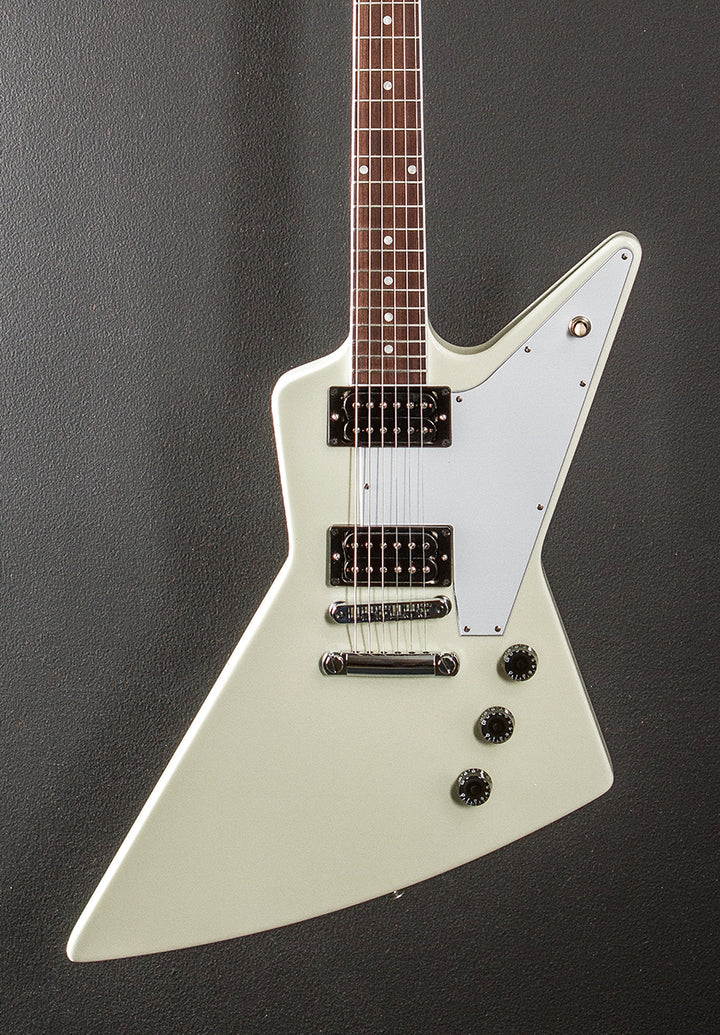 70's Explorer - Classic White