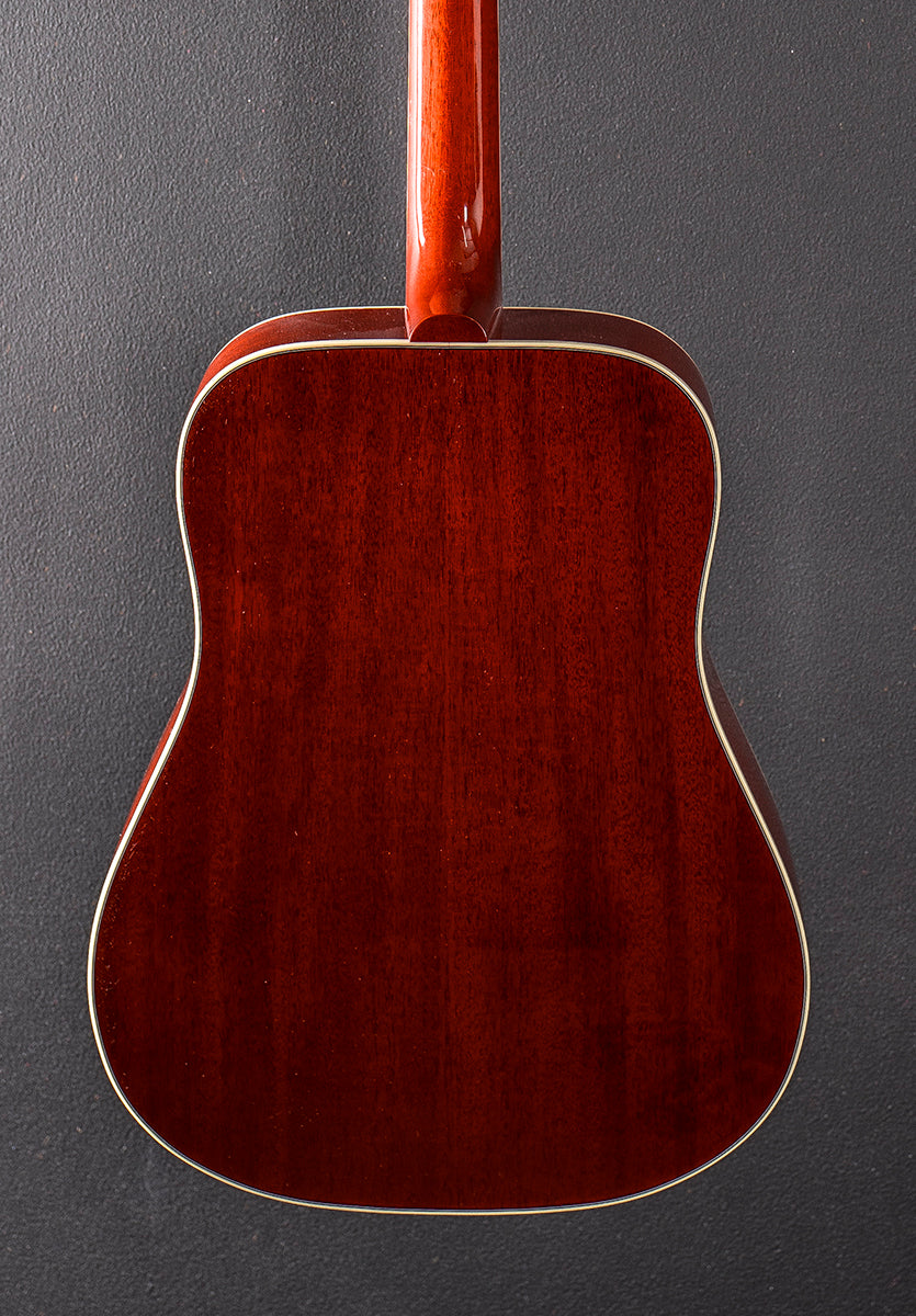 Hummingbird Standard - Vintage Cherry Sunburst