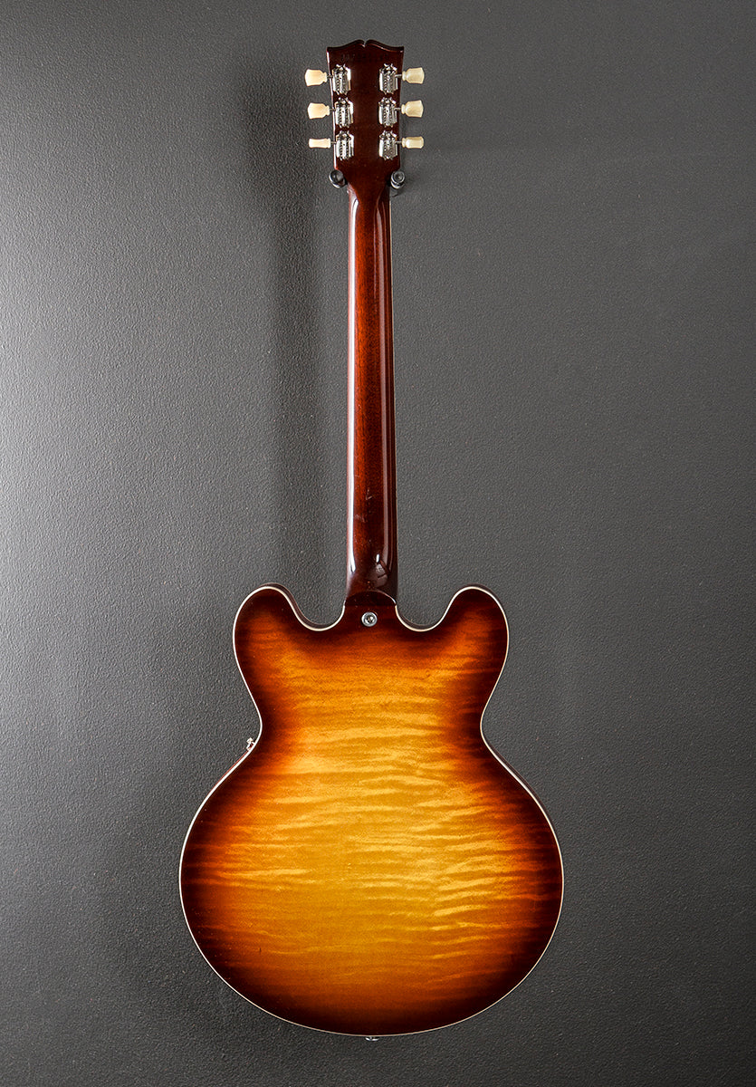 ES-335 Figured - Iced Tea – Dave's Guitar Shop