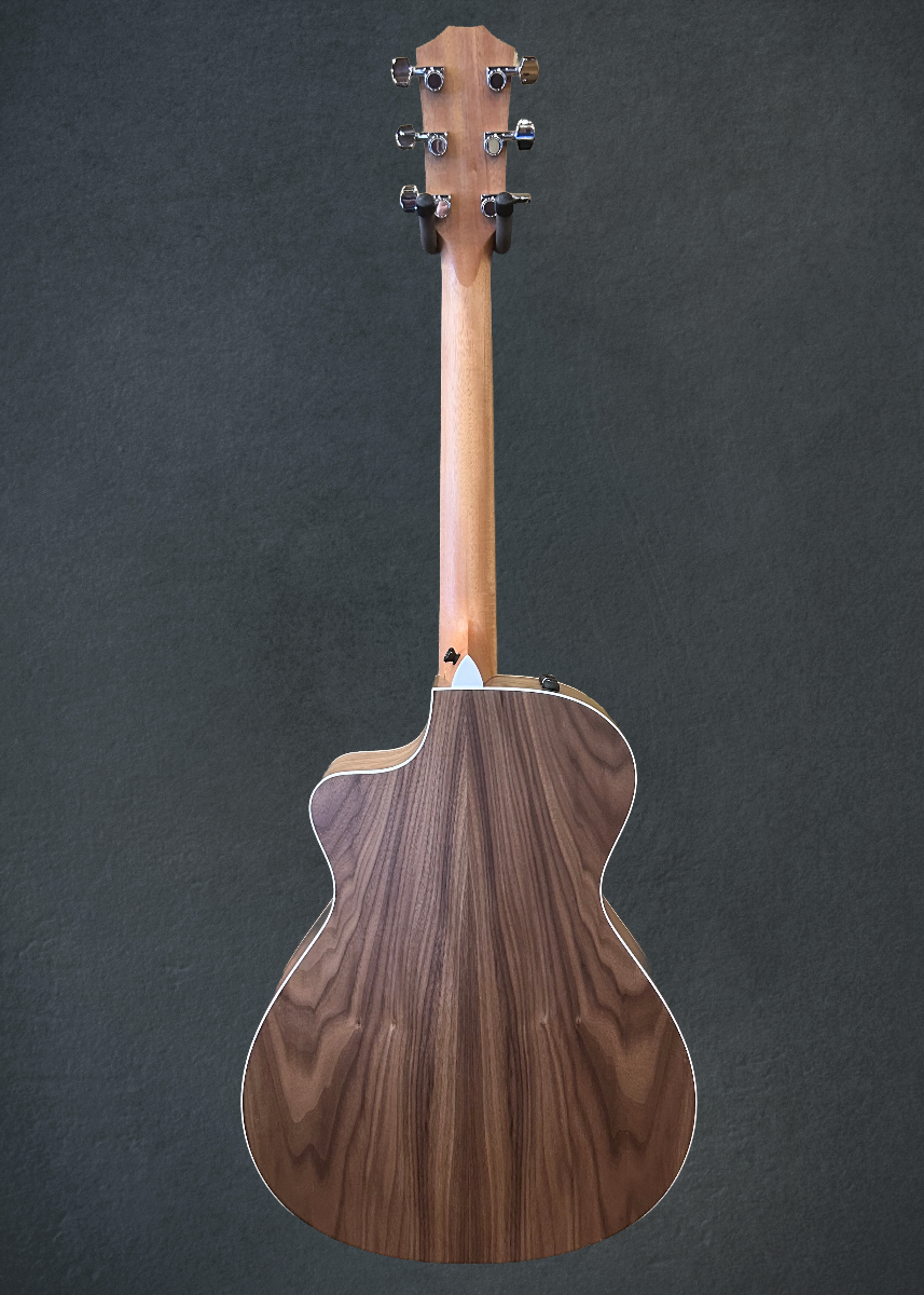 USED 212CE Walnut &