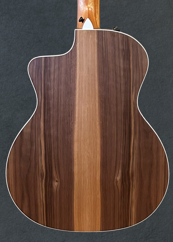 USED 214CE-N Walnut &