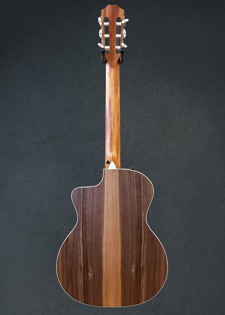 USED 214CE-N Walnut &