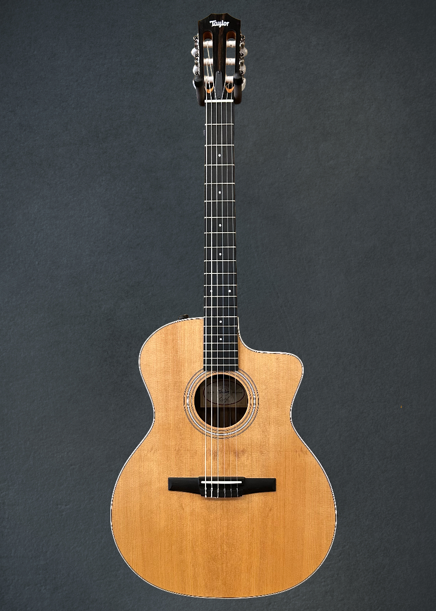 USED 214CE-N Walnut &