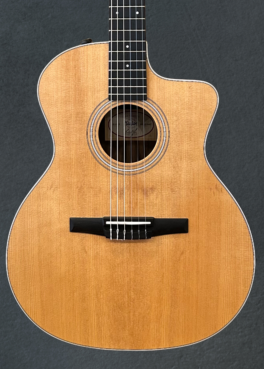 USED 214CE-N Walnut &